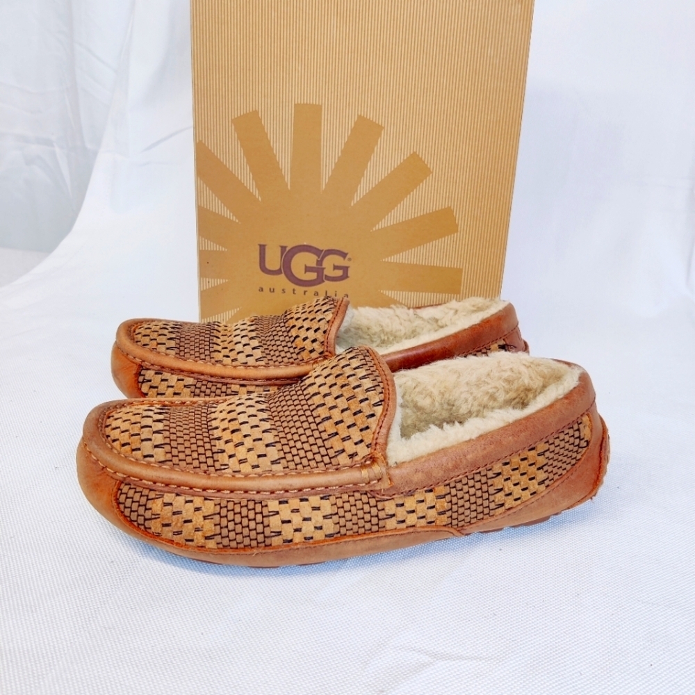 UGG Ascot Men's Size 8 Brown Woven Leather Slippers - Picture 1 of 16